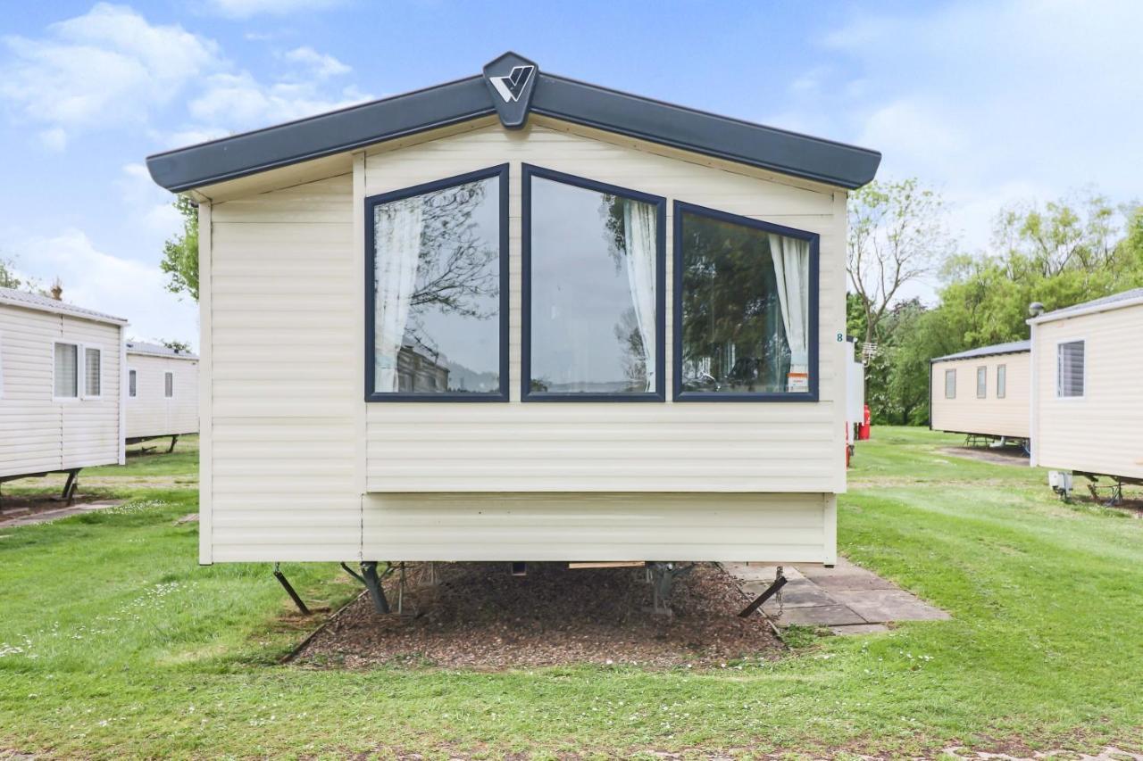 8 Berth, 3 Bedroom Holiday Home - Thorpe Park 克利索普斯 外观 照片